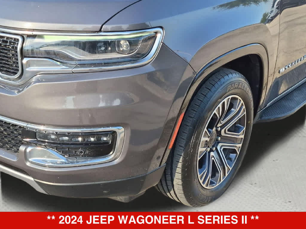 Used 2024 Jeep Wagoneer L Series II AWD/4WD image 11