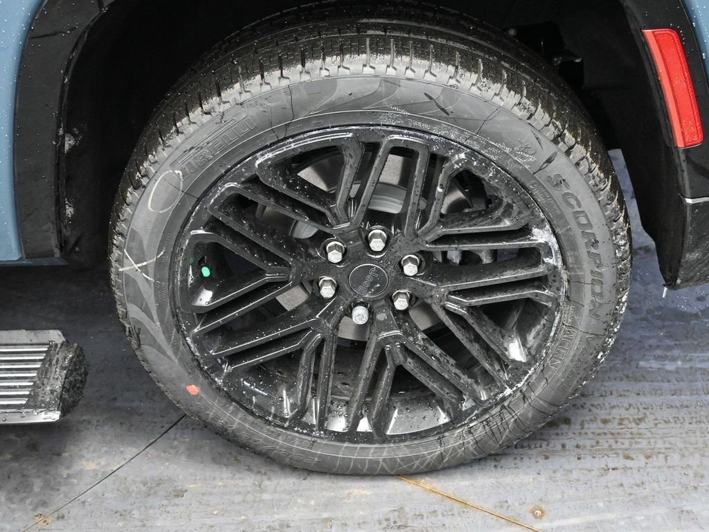 New 2026 Jeep Grand Wagoneer Limited image 9