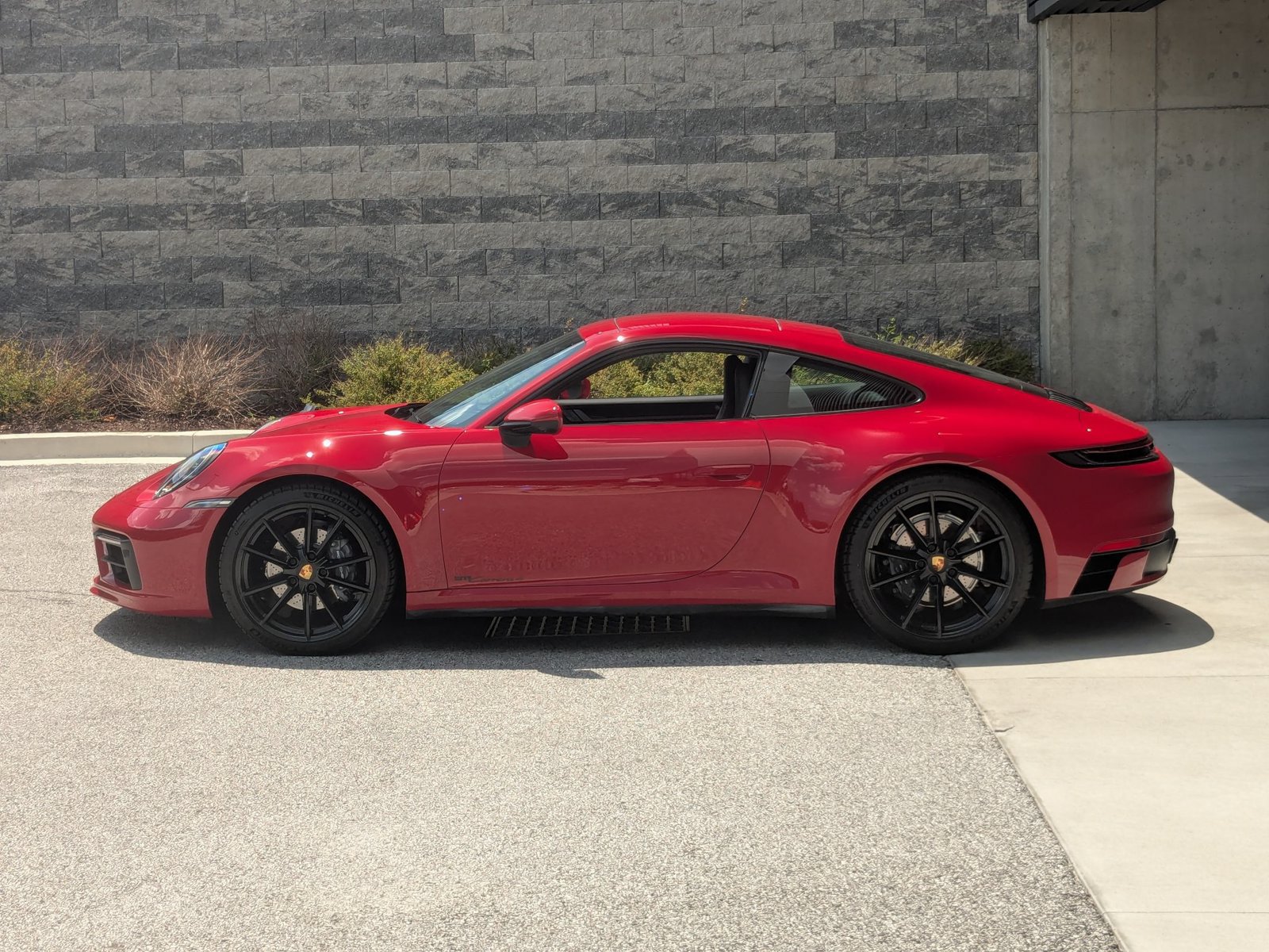 Used 2020 Porsche 911 Carrera 4 AWD/4WD video 2