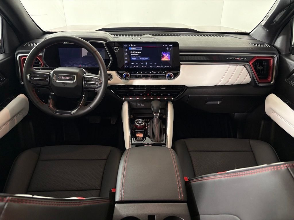 Used 2026 GMC Canyon AT4X AWD/4WD image 34