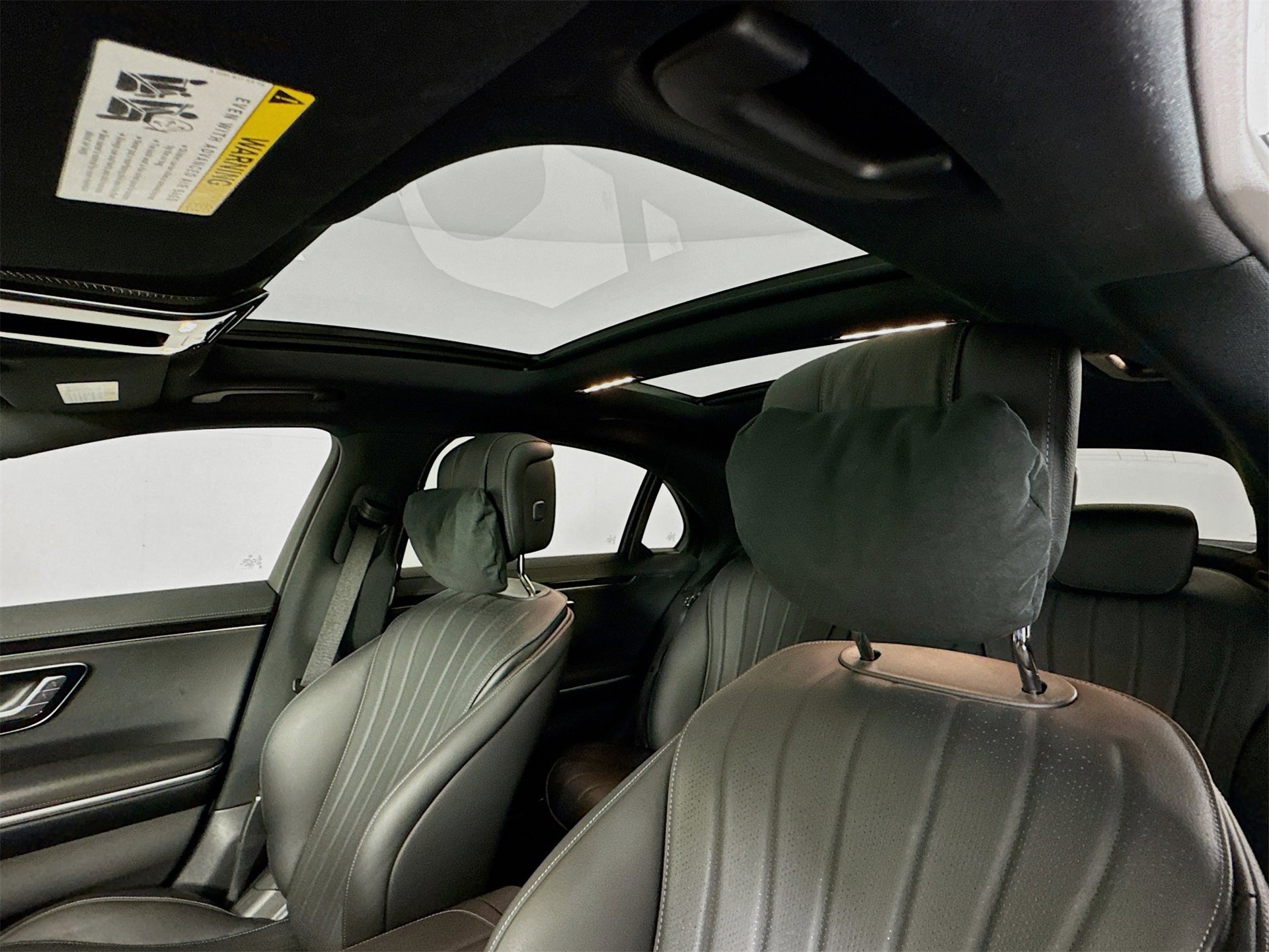 Certified 2022 Mercedes-Benz S 500 4MATIC image 24