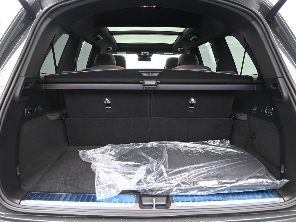 New 2026 Mercedes-Benz GLS 450 4MATIC image 24