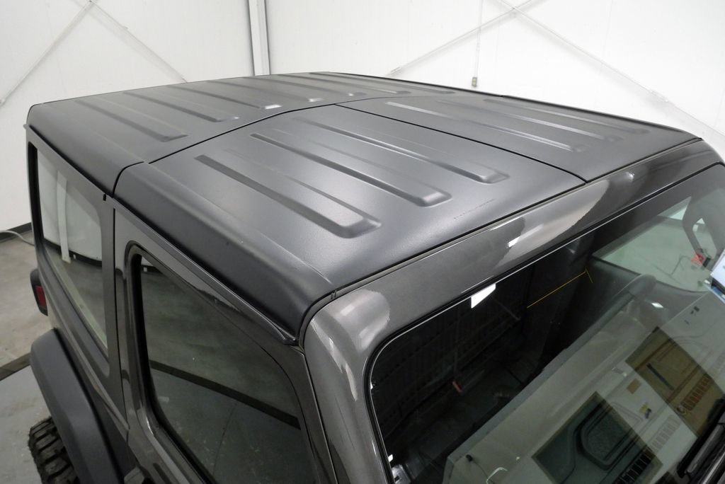 Used 2024 Jeep Wrangler Sport AWD/4WD image 32