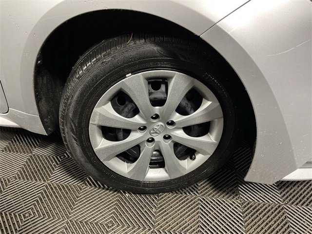 Used 2024 Toyota Corolla LE image 37