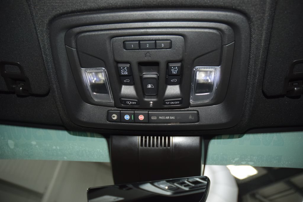 Used 2024 Chevrolet Silverado 2500 ZR2 w/ Technology Package AWD/4WD image 54