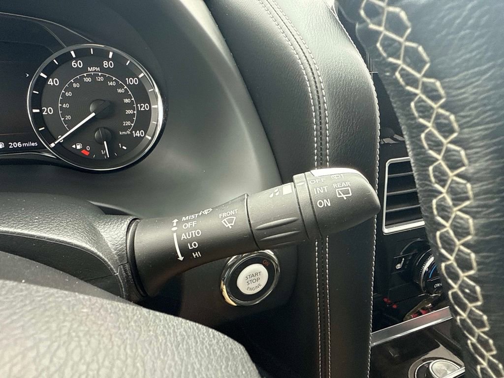 Used 2022 INFINITI QX80 Luxe w/ Cargo Package AWD/4WD image 34