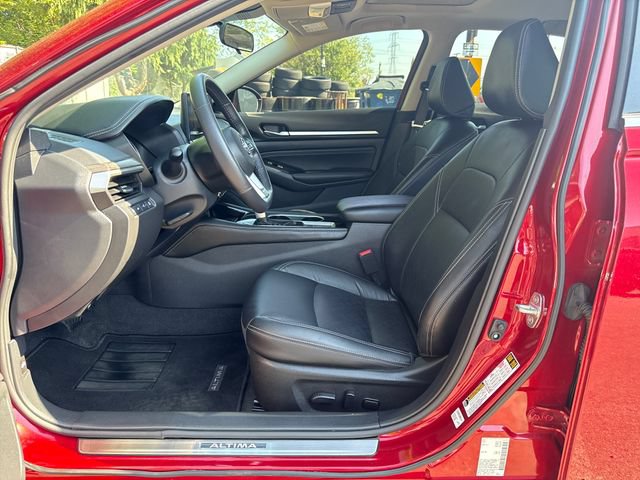 Used 2023 Nissan Altima 2.5 SL AWD/4WD image 16