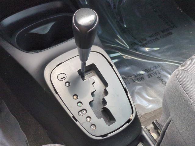 Used 2015 Toyota Yaris L FWD image 12