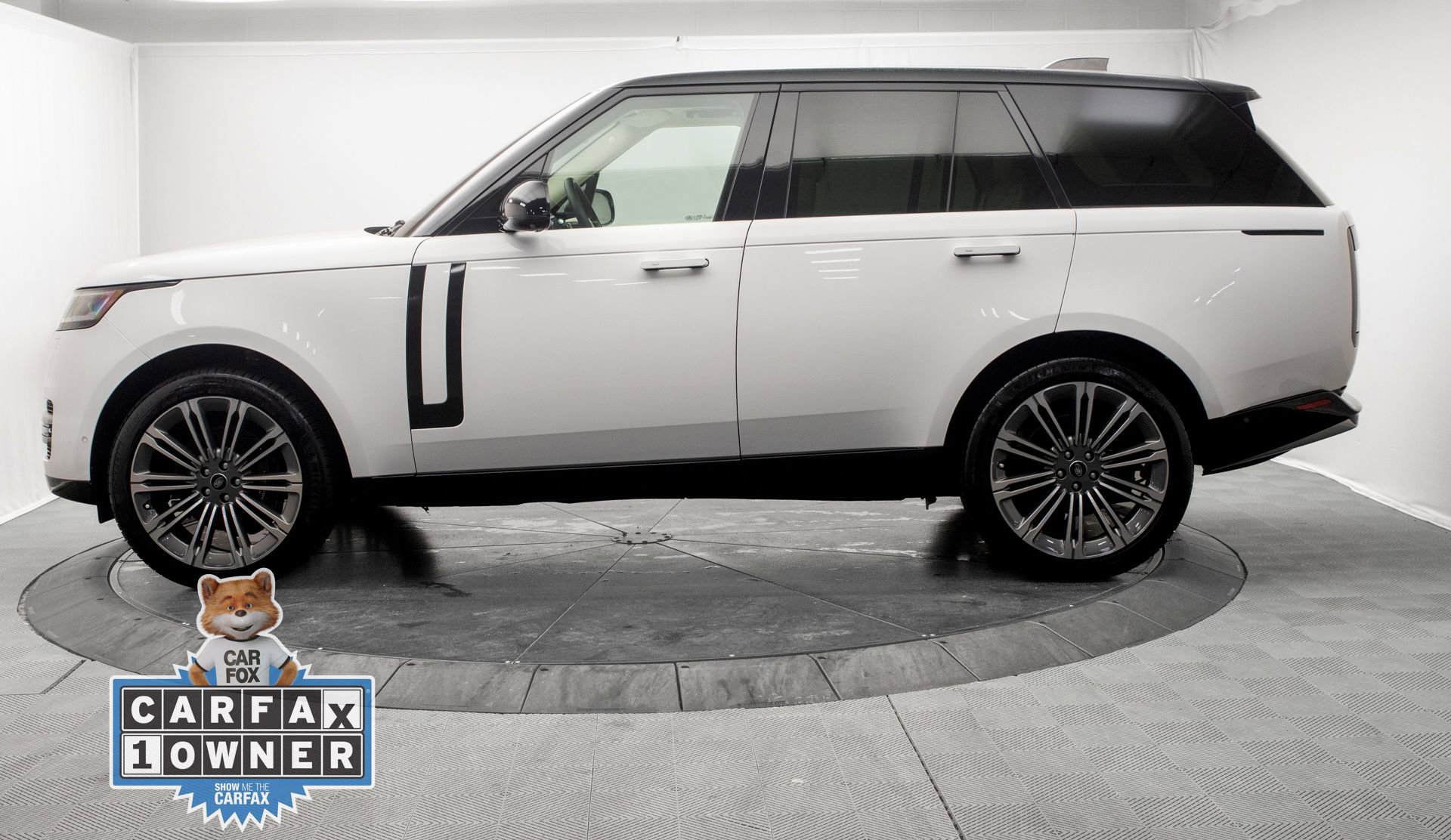 Used 2023 Land Rover Range Rover SE AWD/4WD image 6