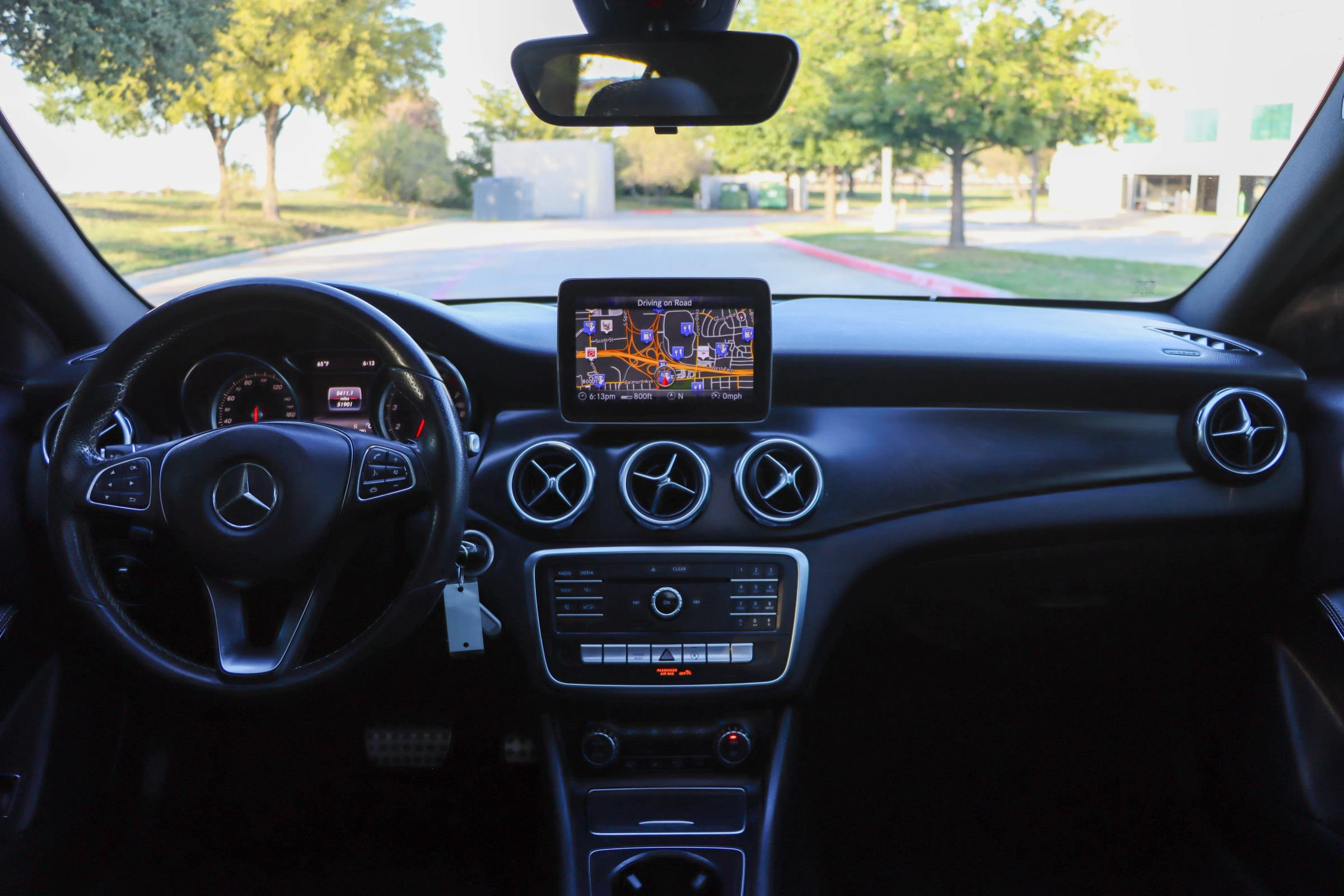 Used 2018 Mercedes-Benz GLA 250 image 26