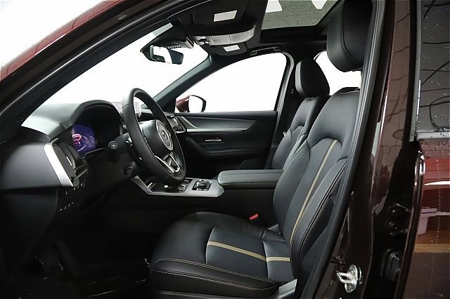 Certified 2025 MAZDA CX-90 3.3 Turbo S w/ Premium Package image 19
