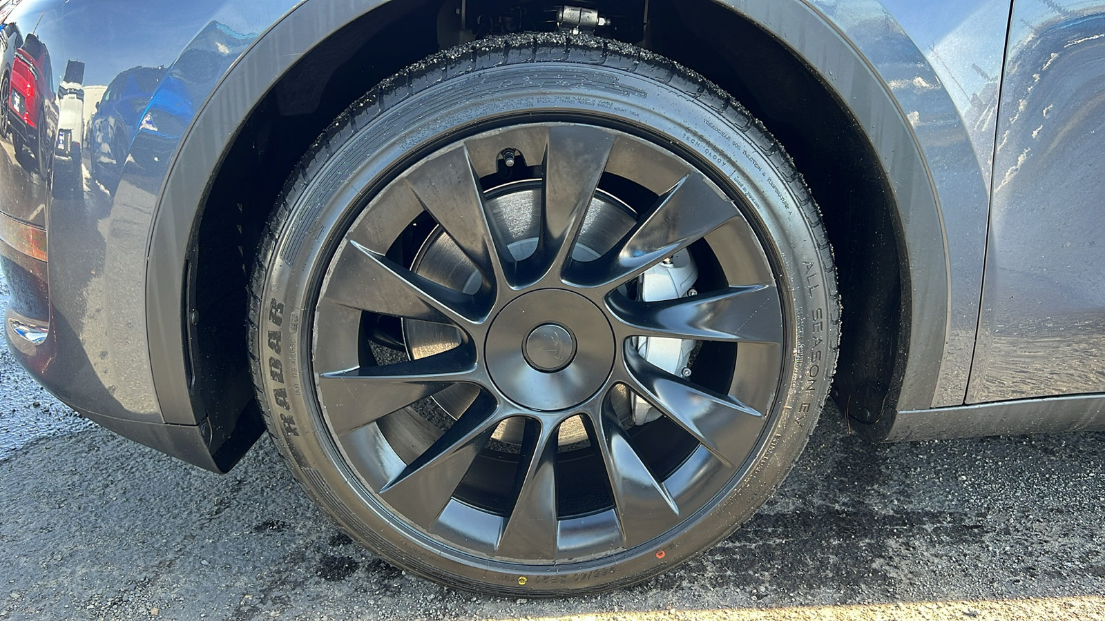 Used 2023 Tesla Model Y Long Range AWD/4WD image 10