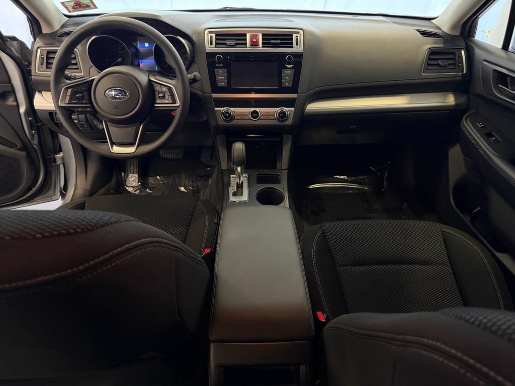 Used 2019 Subaru Outback 2.5i AWD/4WD image 17