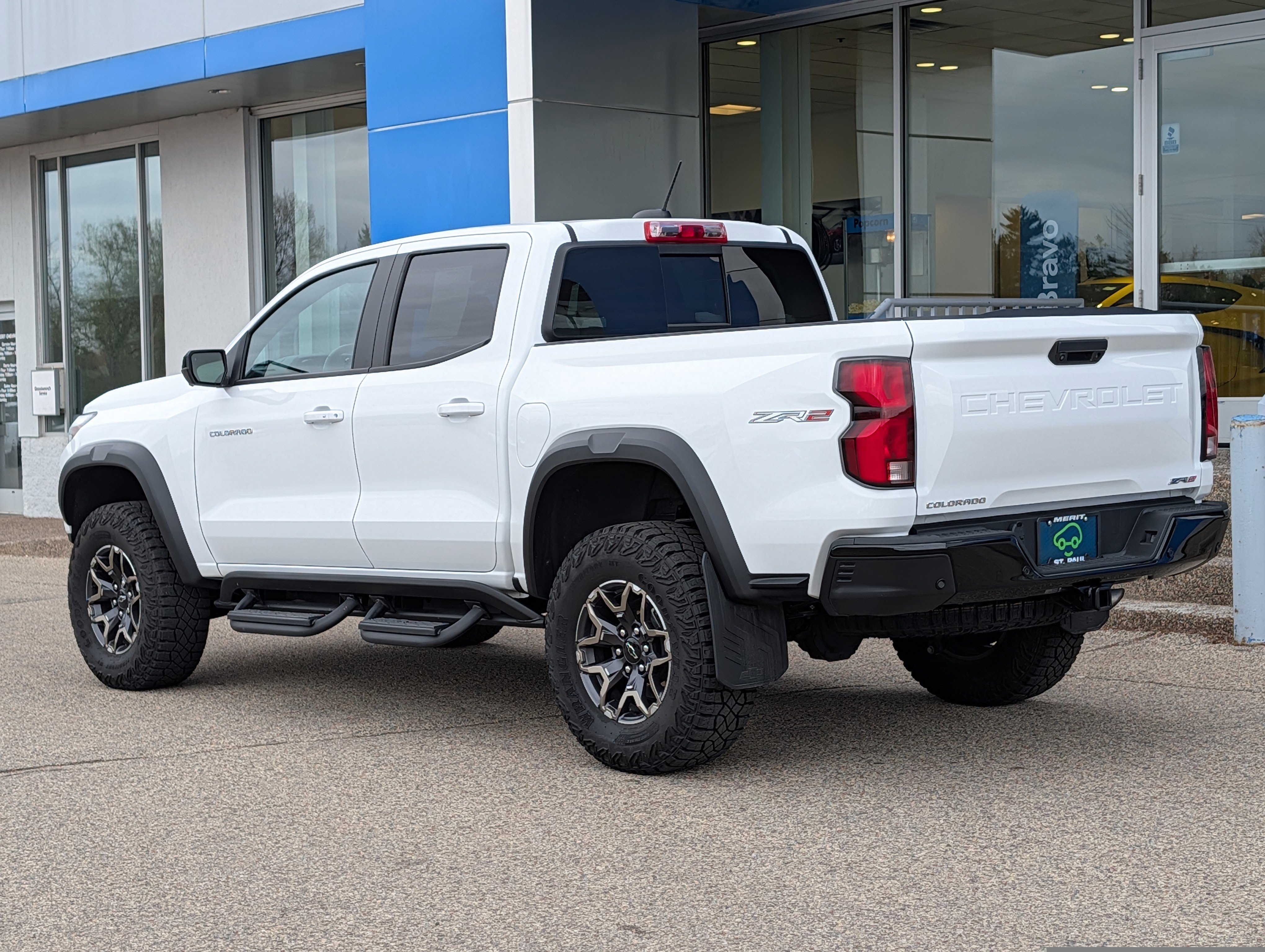 Certified 2025 Chevrolet Colorado ZR2 w/ Technology Package AWD/4WD image 4