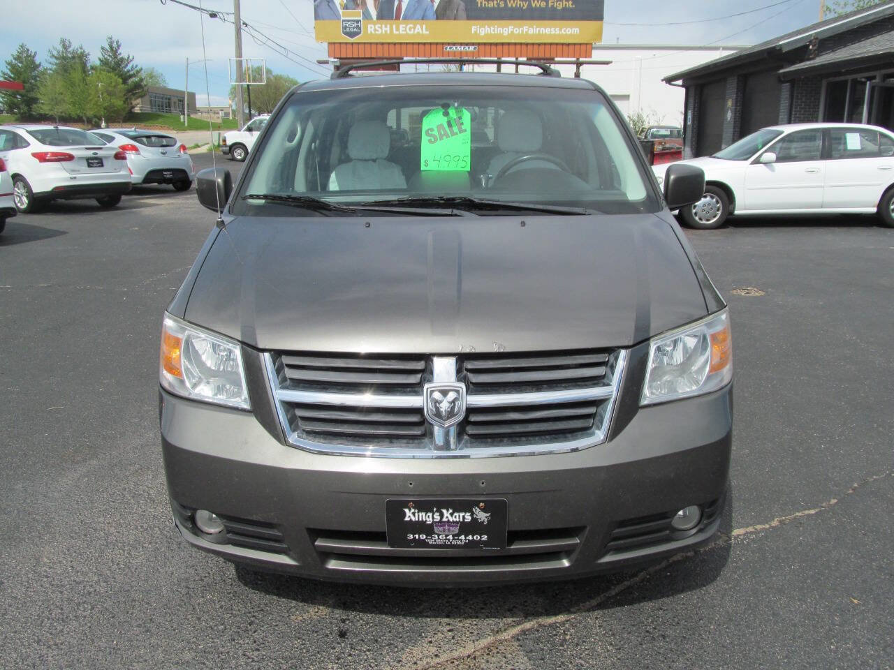 Used 2010 Dodge Grand Caravan SXT FWD image 7