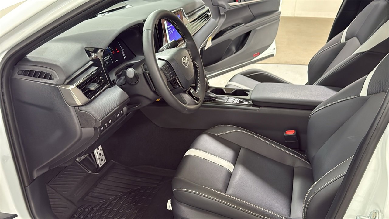Certified 2025 Toyota Camry SE image 12