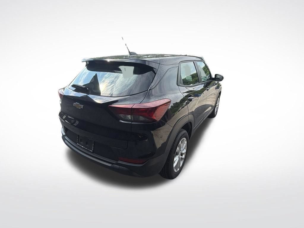 Used 2024 Chevrolet TrailBlazer LS FWD image 5