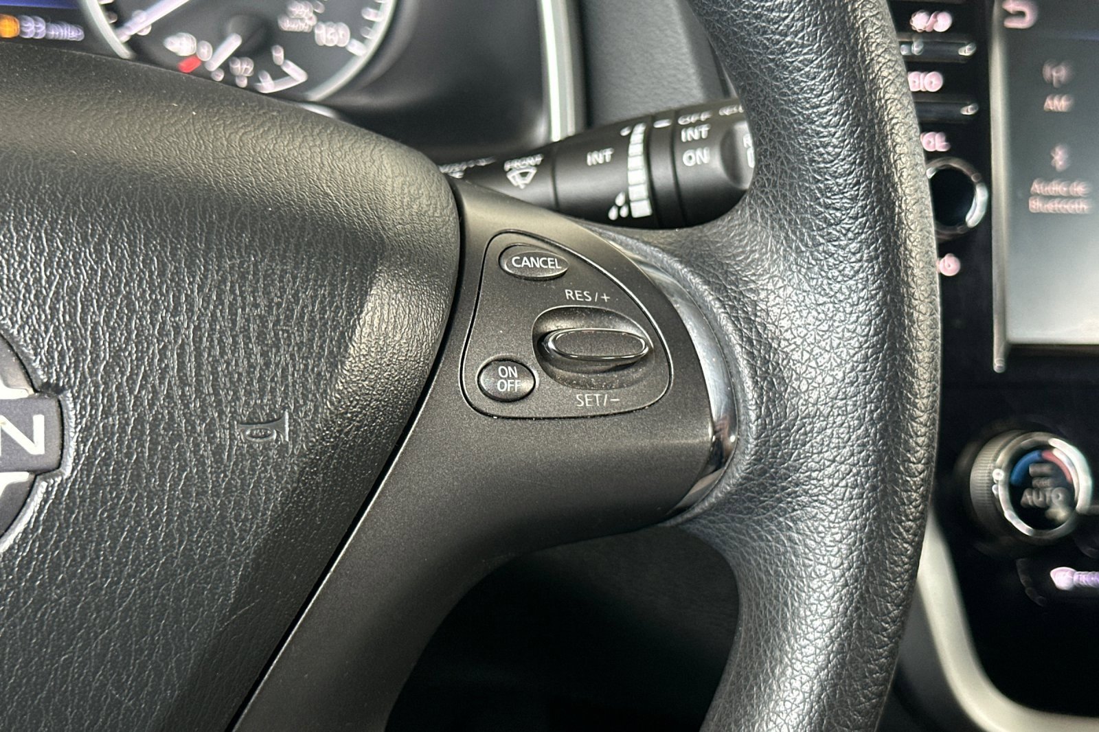 Used 2023 Nissan Murano S image 32