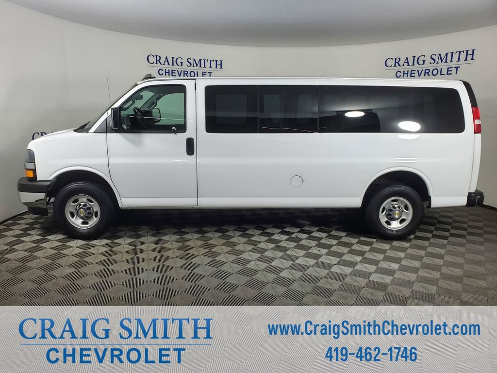 Used 2024 Chevrolet Express 3500 LT w/ LT Preferred Equipment Group RWD image 2