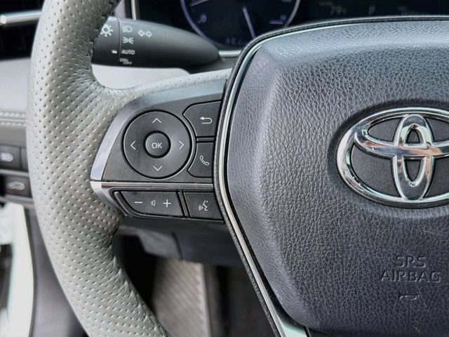 Used 2019 Toyota Avalon Limited FWD image 36