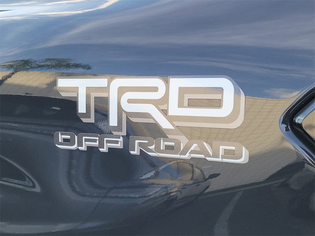 Used 2025 Toyota Tacoma TRD Off-Road image 26