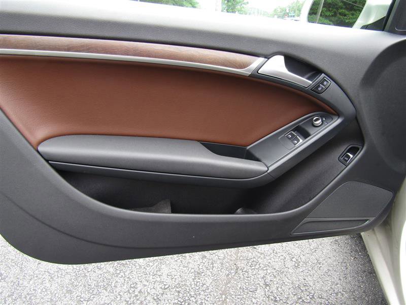 Used 2013 Audi A5 2.0T Premium w/ Convenience Pkg image 9