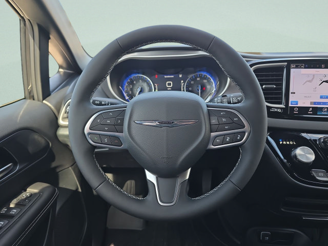 New 2026 Chrysler Voyager LX FWD image 15