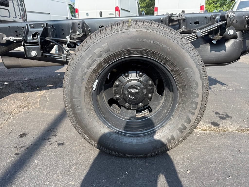 New 2026 RAM 3500 Tradesman AWD/4WD image 33