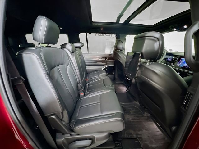 Used 2022 Jeep Wagoneer Series III w/ Premium Group I image 45