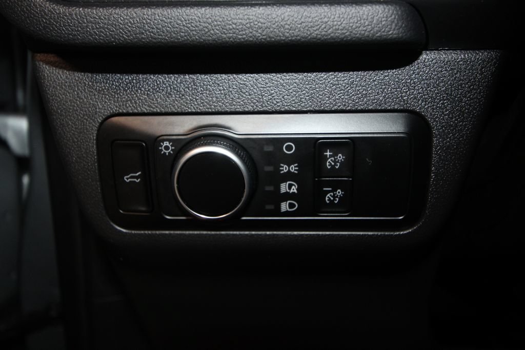 Used 2024 Ford Escape Active AWD/4WD image 9