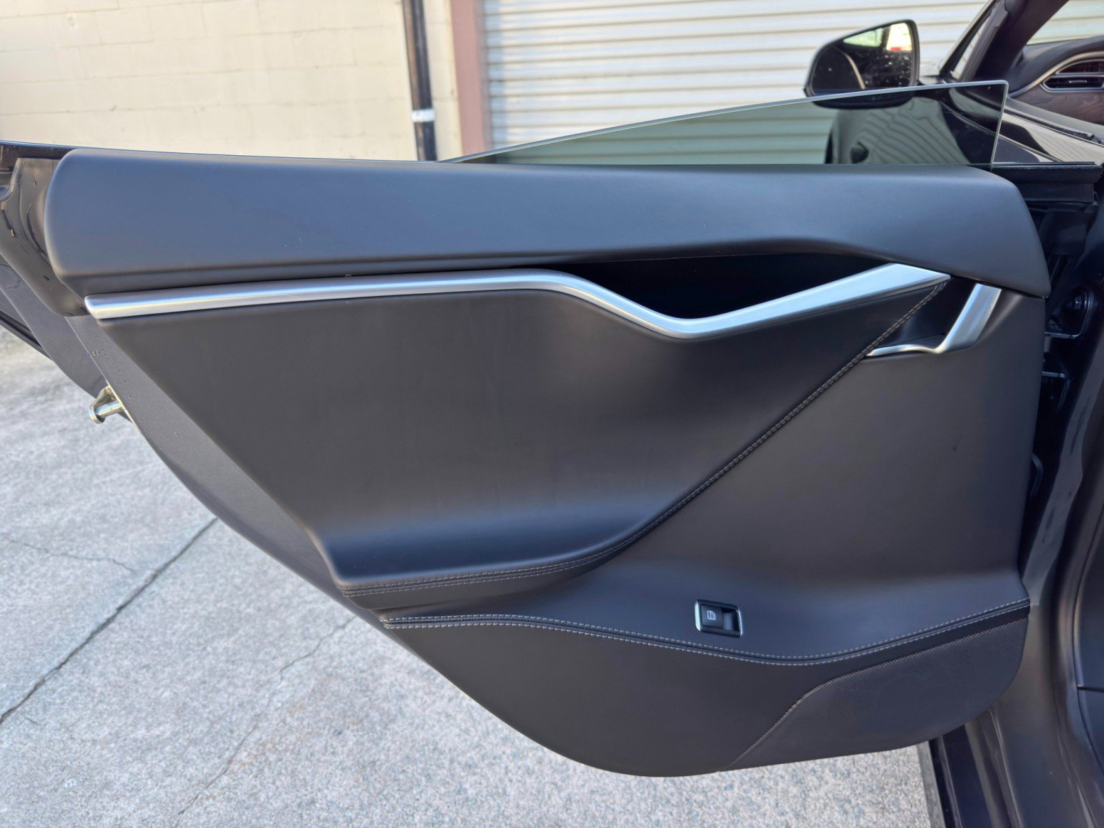 Used 2016 Tesla Model S 90D AWD/4WD image 42