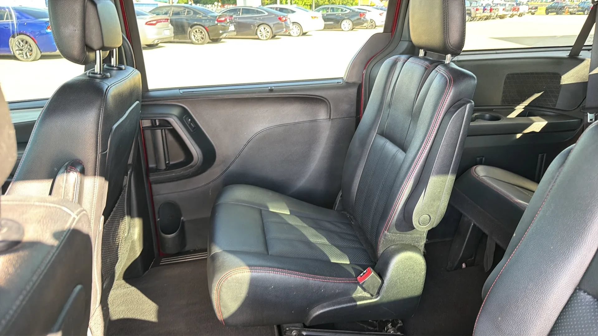 Used 2020 Dodge Grand Caravan GT FWD image 36