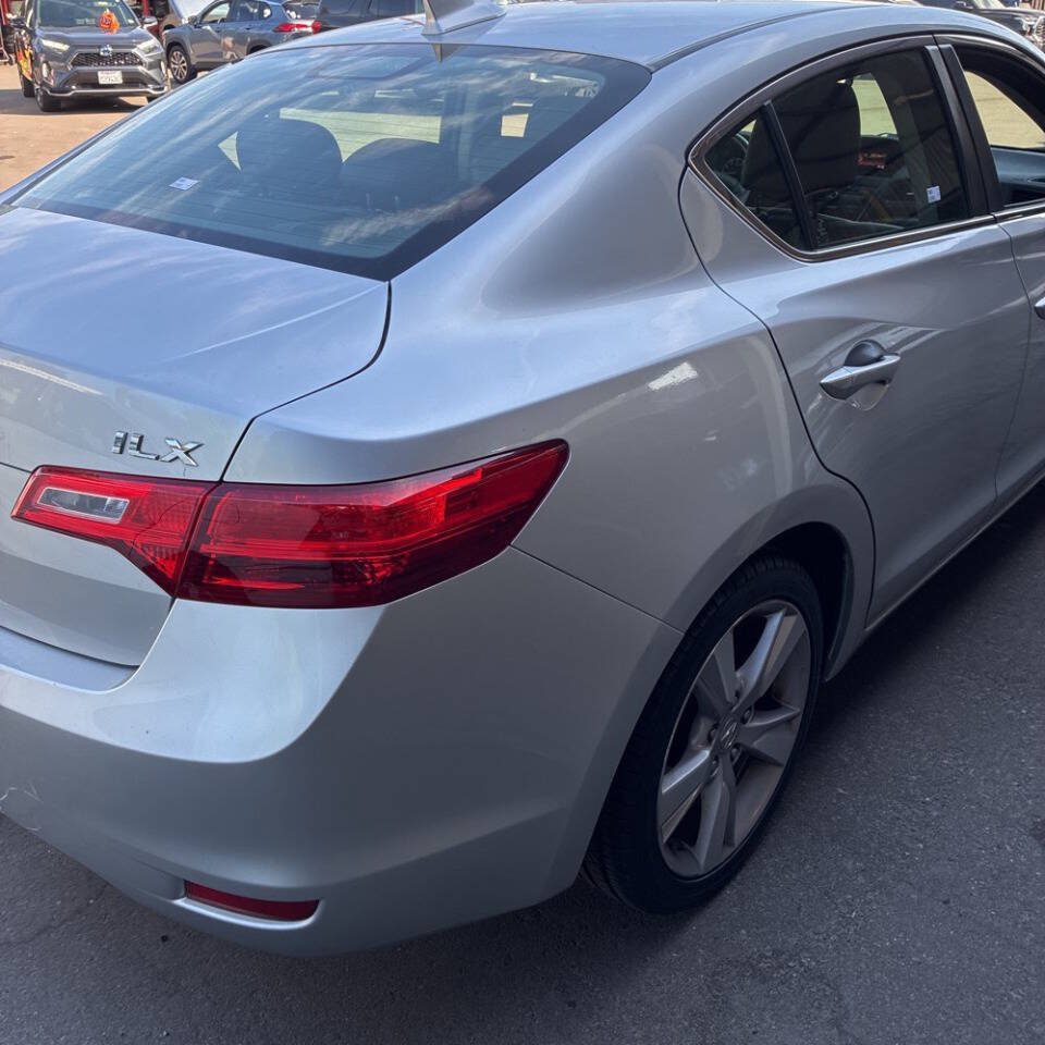 Used 2014 Acura ILX FWD image 16
