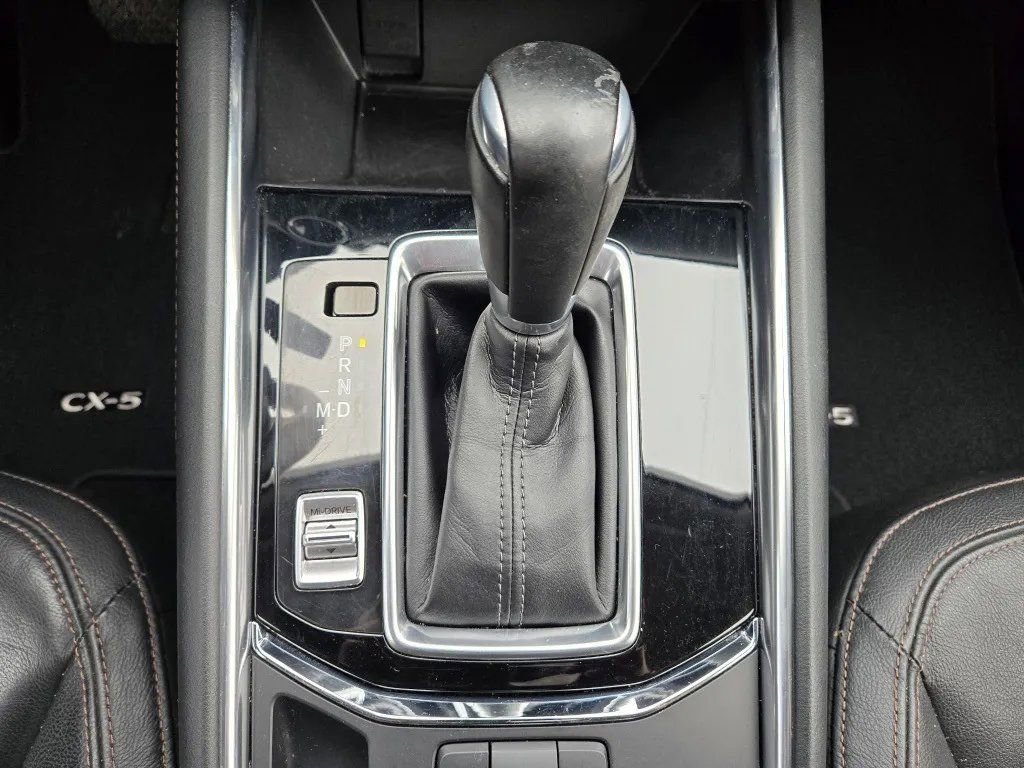 Used 2022 MAZDA CX-5 AWD 2.5 S w/ Premium Plus Pkg image 24