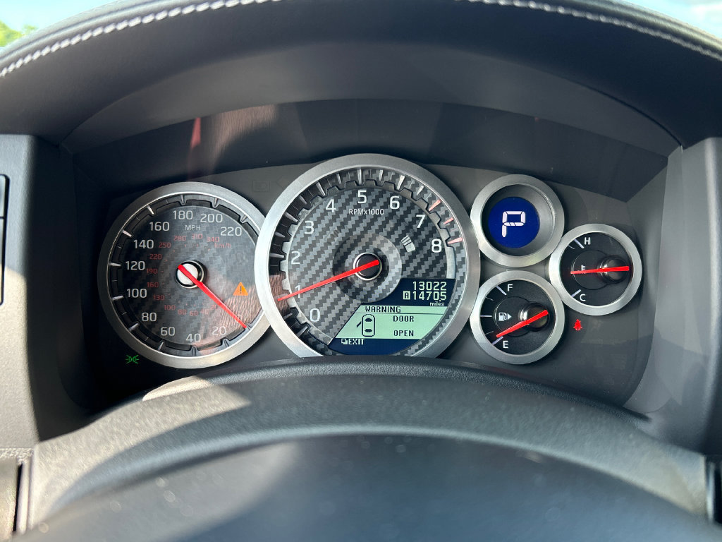 Used 2015 Nissan GT-R Black Edition AWD/4WD image 14