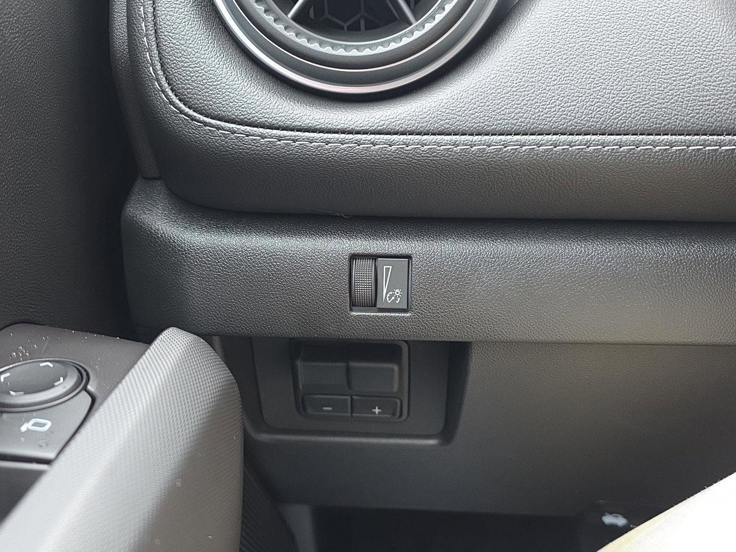 New 2025 Chevrolet Colorado LT w/ LT Convenience Package image 17