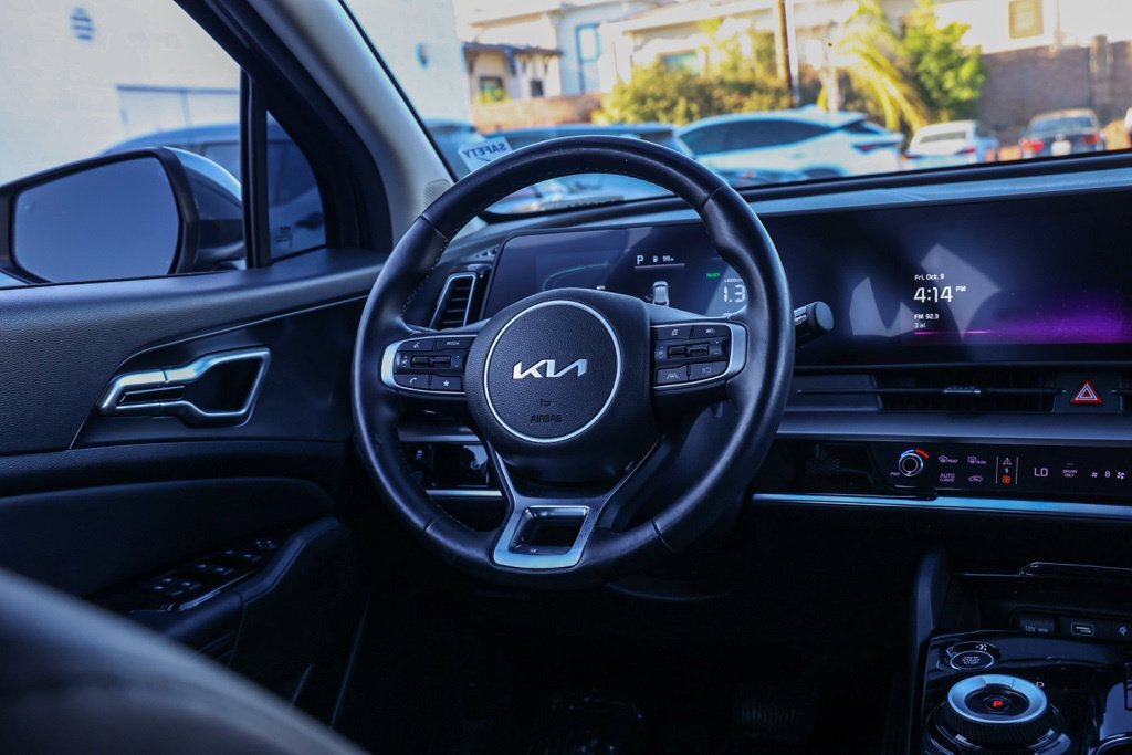 Used 2023 Kia Sportage EX w/ EX Premium Package AWD/4WD image 26