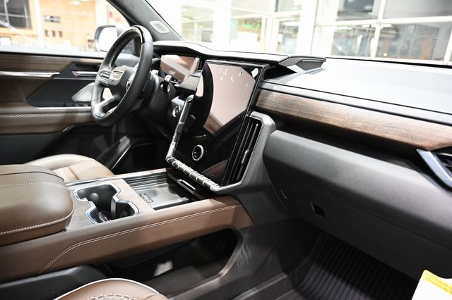 New 2026 GMC Acadia Denali Ultimate w/ LPO, Floor Liner Package image 14