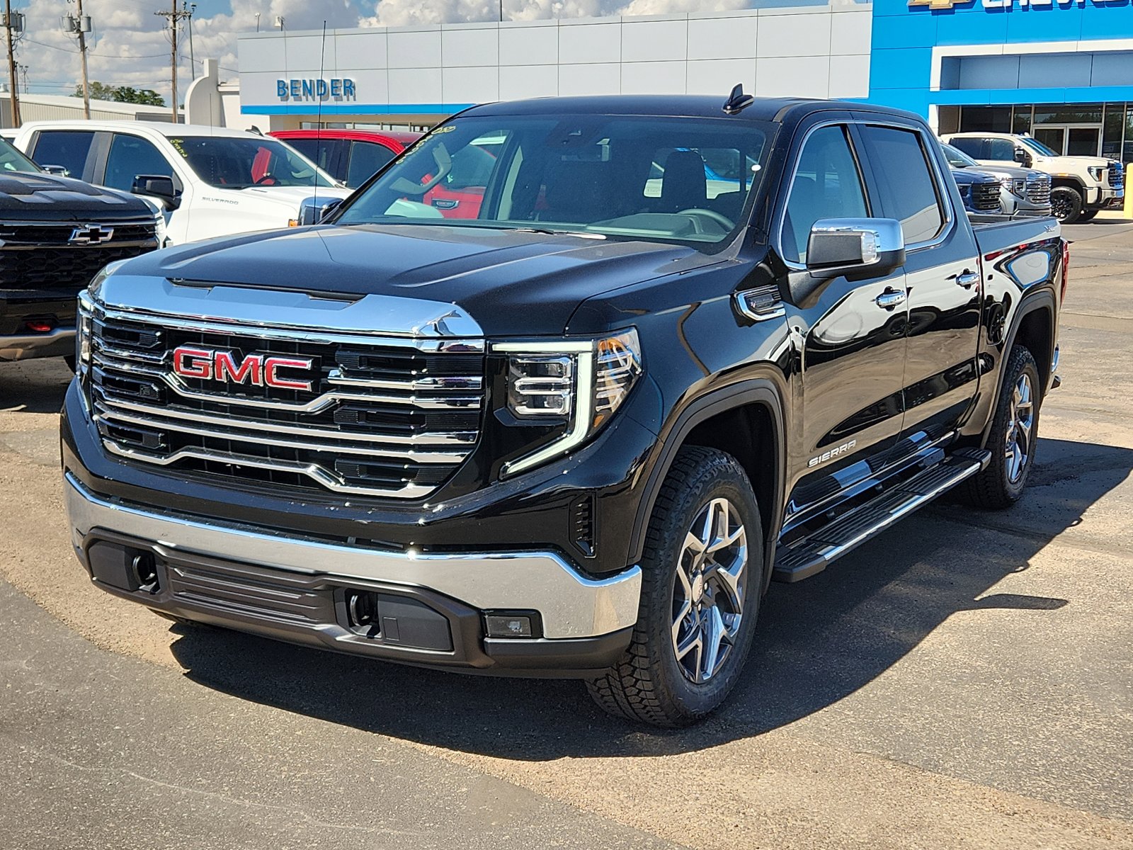New 2026 GMC Sierra 1500 SLT image 1