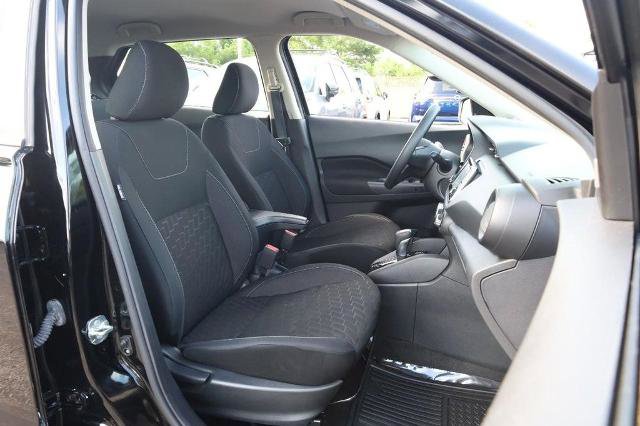 Used 2022 Nissan Kicks S FWD image 23