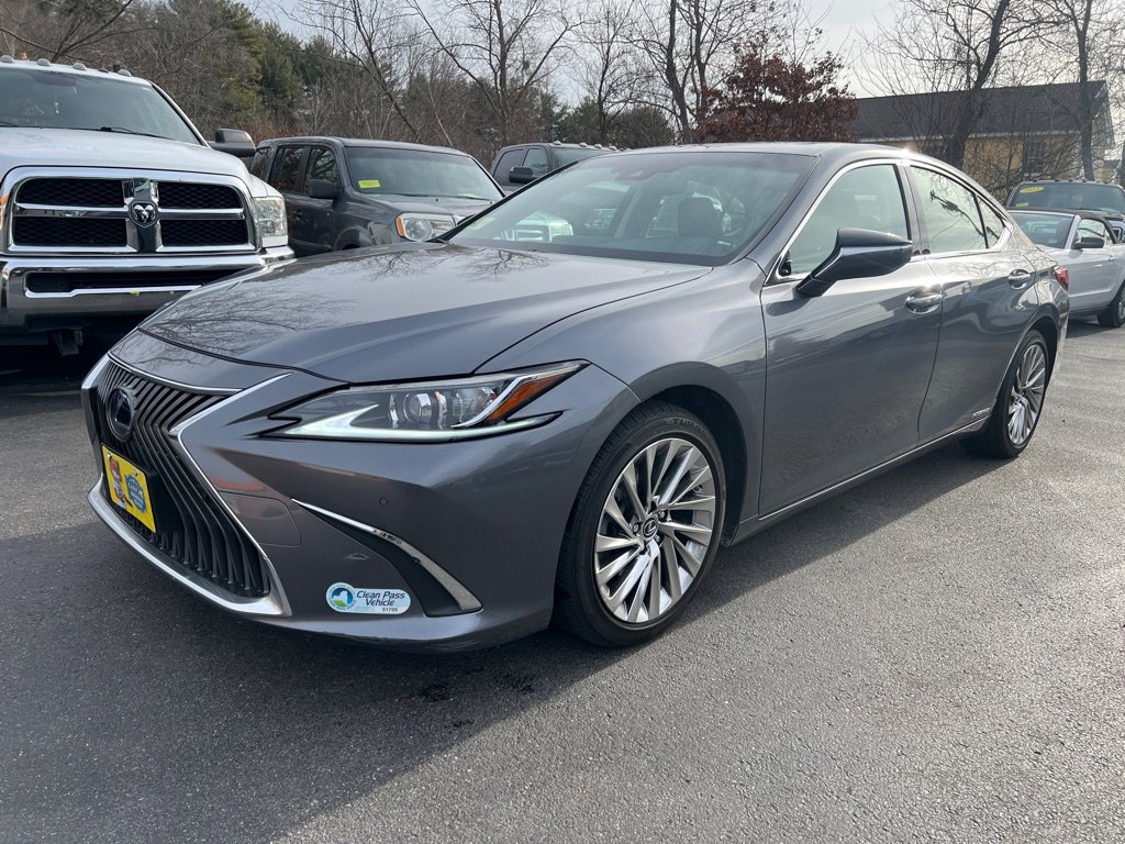 Used 2019 Lexus ES 300h