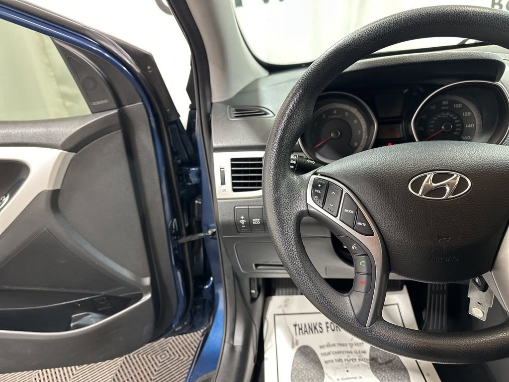 Used 2016 Hyundai Elantra GT image 27