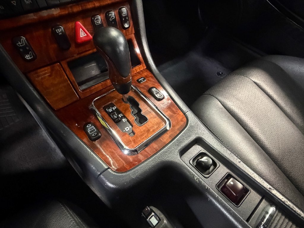 Used 2003 Mercedes-Benz SLK 320 image 59