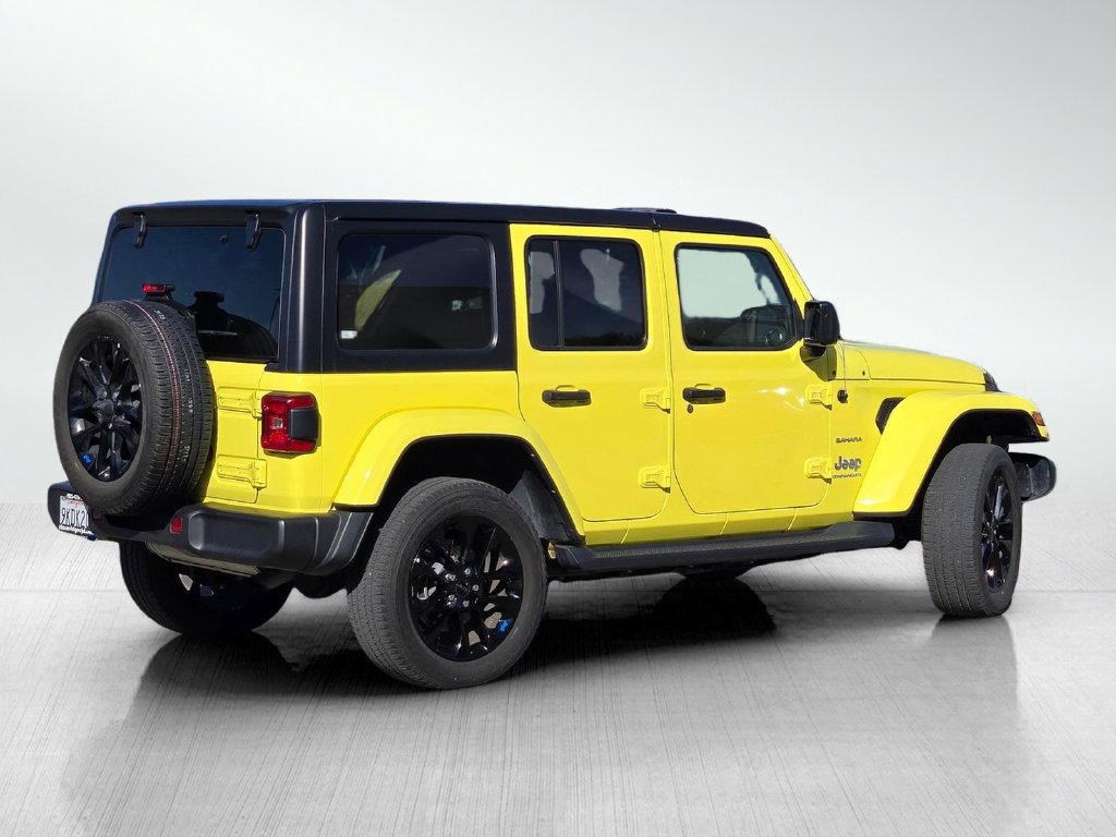 Used 2023 Jeep Wrangler Unlimited Sahara w/ Cold Weather Group AWD/4WD image 4