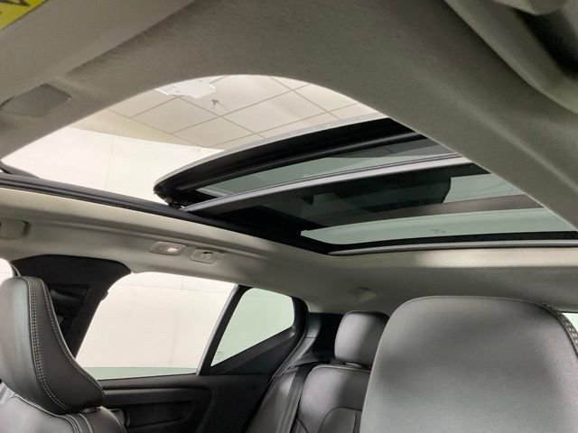 New 2026 Volvo XC40 B5 Plus w/ Protection Package Premier image 27