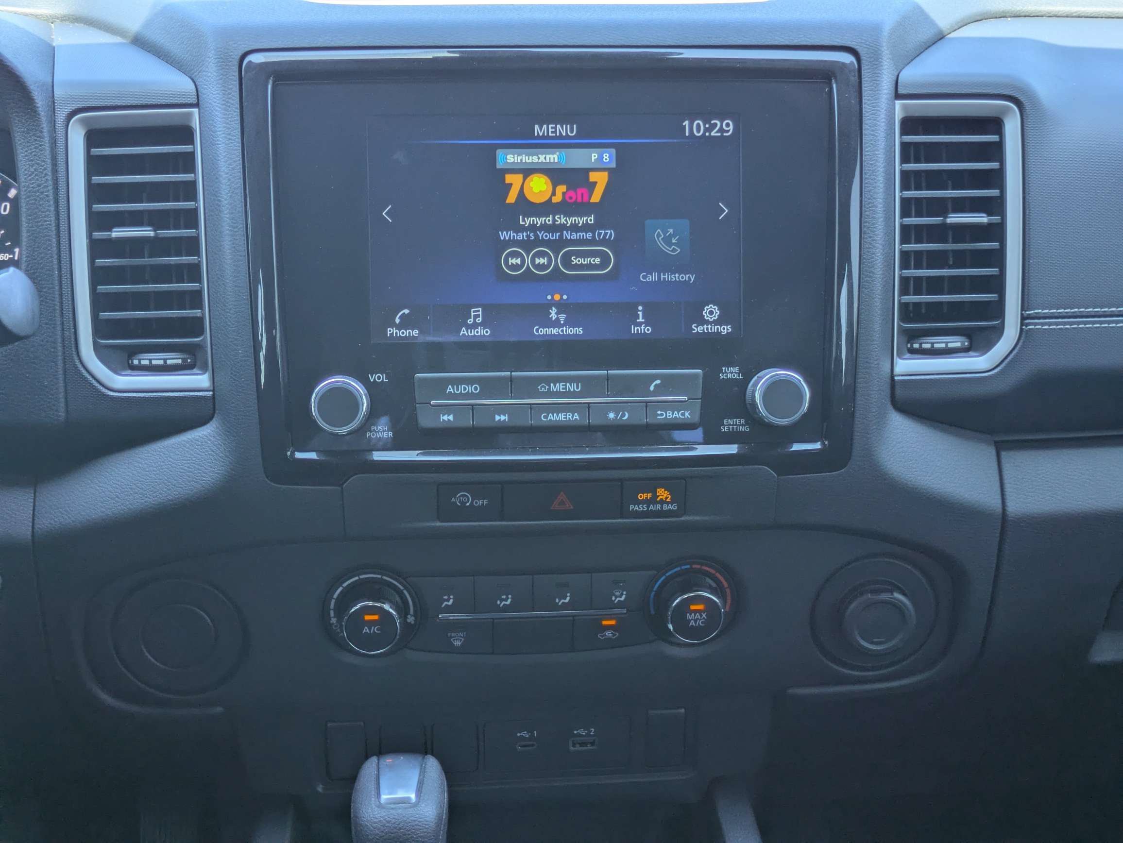 Used 2024 Nissan Frontier SV RWD image 4