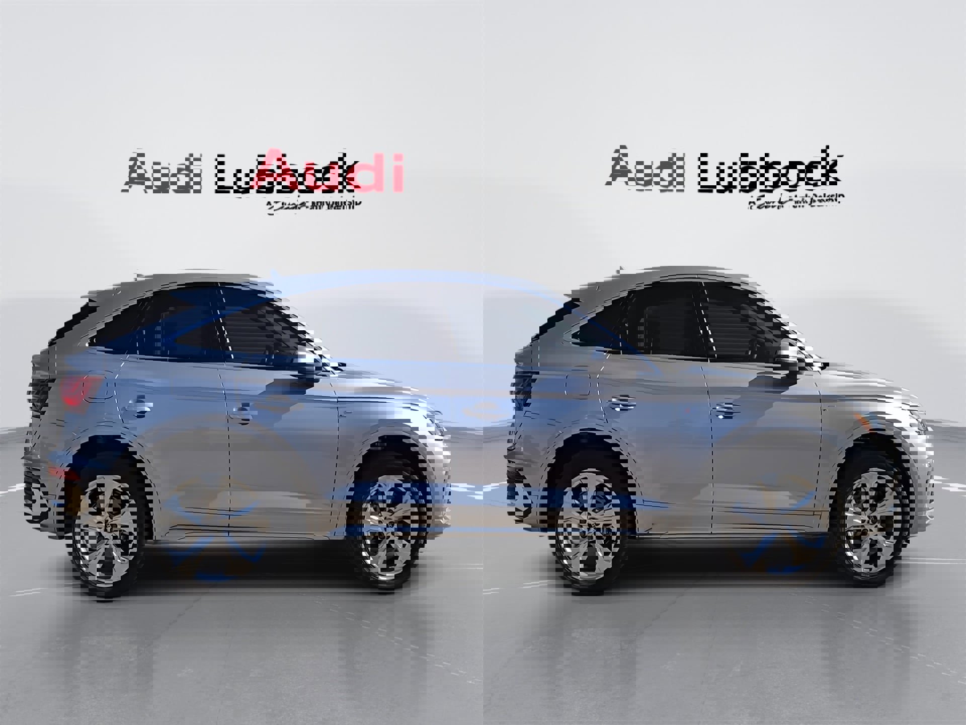 Used 2025 Audi Q5 2.0T Premium Plus w/ Premium Plus Package image 9