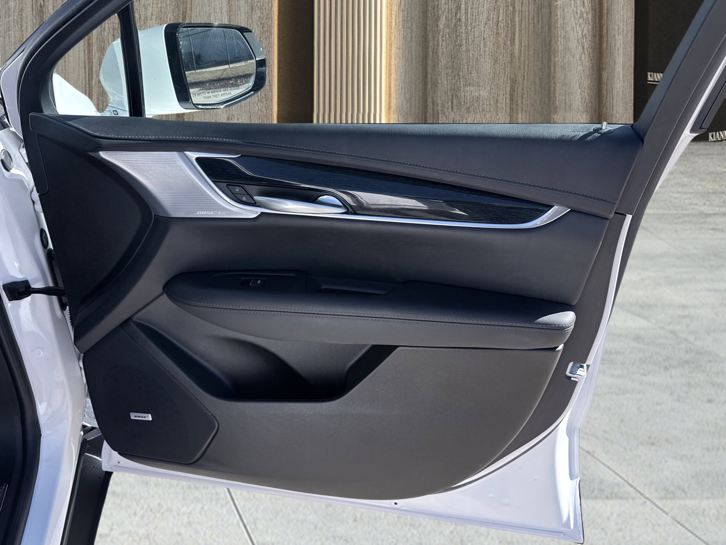 Used 2025 Cadillac XT5 Premium Luxury image 40