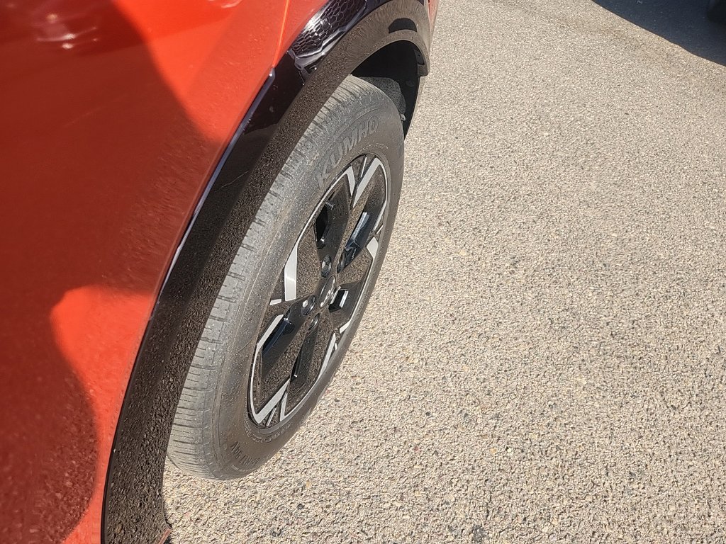 Certified 2023 Kia Niro Wave FWD image 8