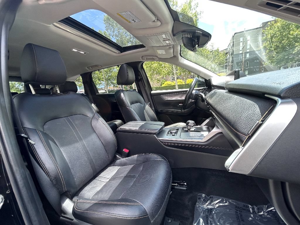 Used 2024 MAZDA CX-90 3.3 Turbo w/ Preferred Plus AWD/4WD image 21